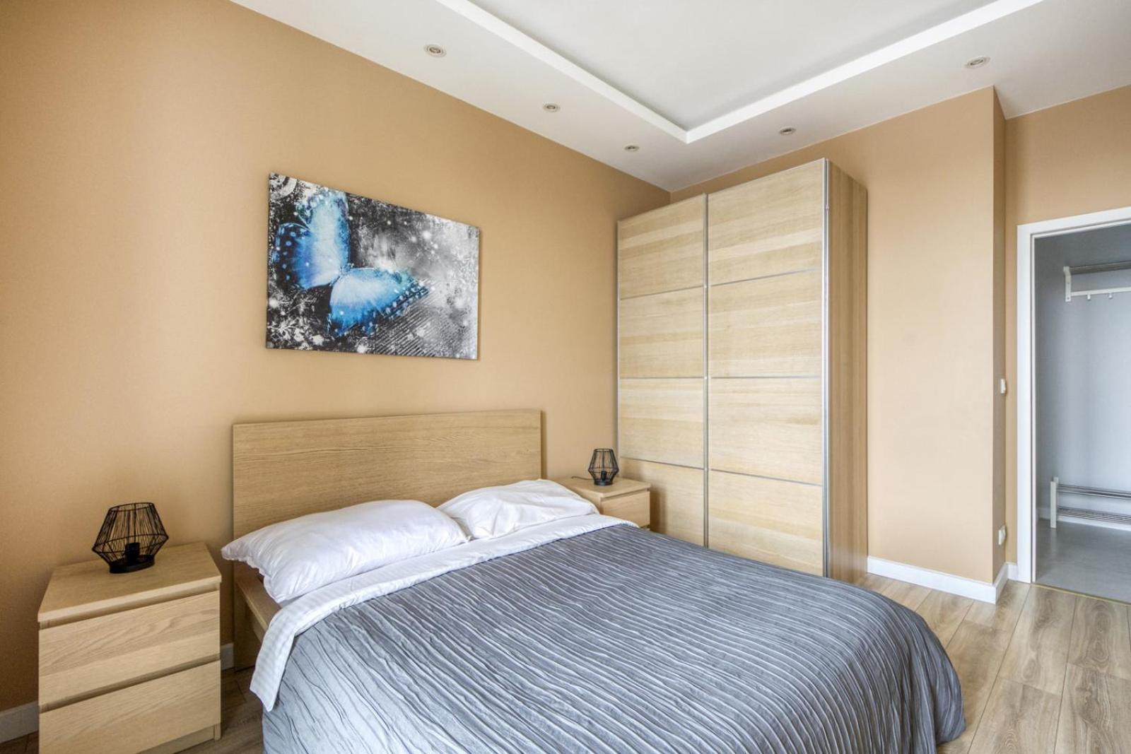 ורשה In Apartments Okecie מראה חיצוני תמונה